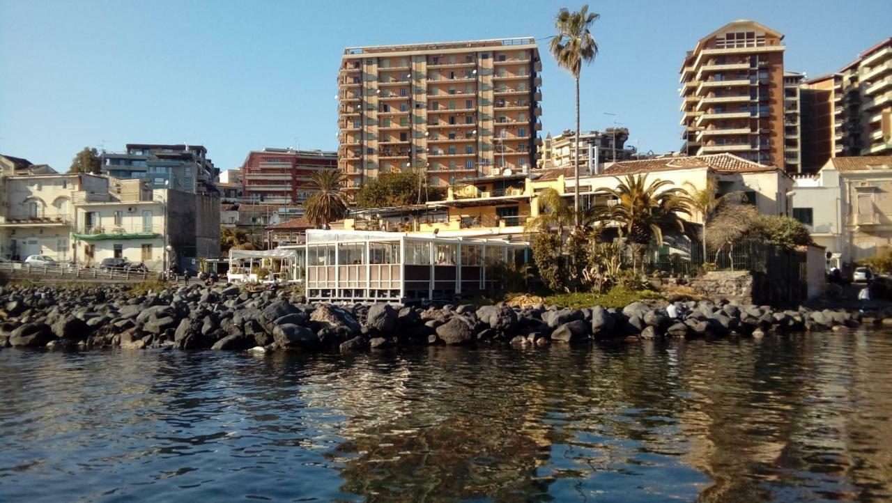 Gabri Holiday House CTA Exterior photo